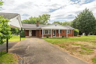 1427 Reeves Mill Rd, Mount Airy, NC 27030 - Photo 1
