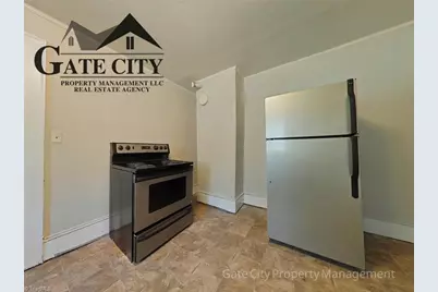 224 N Dunleith Avenue, Winston-Salem, NC 27101 - Photo 2