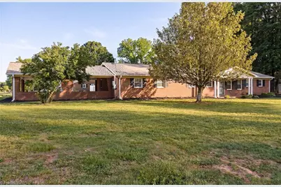 3025 Hickory Tree Road, Winston-Salem, NC 27127 - Photo 2
