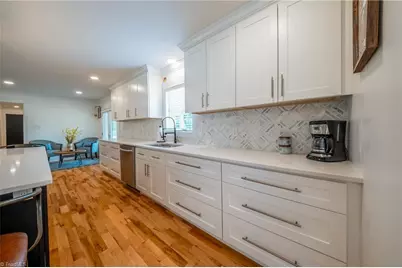 2409 Riverbend Road, Jamestown, NC 27282 - Photo 10