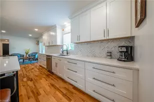 2409 Riverbend Rd, Jamestown, NC 27282 - Photo 10