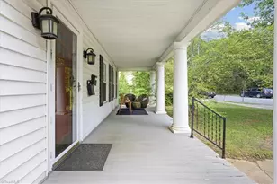 2021 Elizabeth Ave, Winston-Salem, NC 27103 - Photo 4