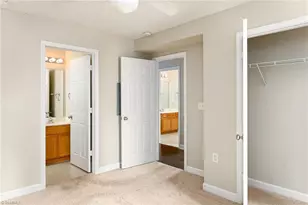 1845 Crest Hollow Dr, Winston-Salem, NC 27127 - Photo 8