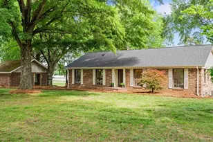 285 Trails End Rd, Reidsville, NC 27320 - Photo 4
