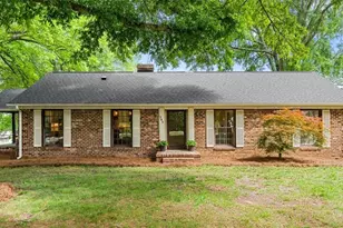 285 Trails End Rd, Reidsville, NC 27320 - Photo 2