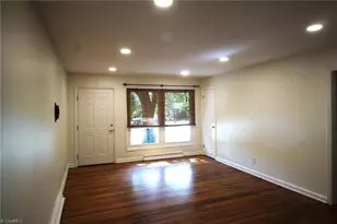 2904 Shamrock Dr, Greensboro, NC 27408 - Photo 8