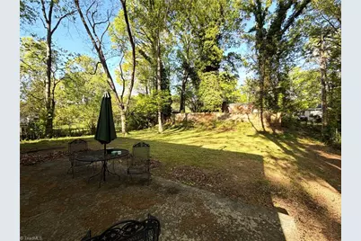 2904 Shamrock Drive, Greensboro, NC 27408 - Photo 20