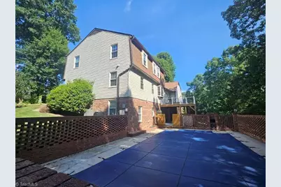 1010 Shamrock Court, High Point, NC 27265 - Photo 4