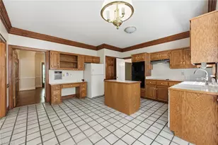 5401 Brekenwood Rd, Pleasant Garden, NC 27313 - Photo 8