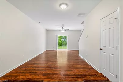 105 Sommerwall Place, Greensboro, NC 27405 - Photo 10