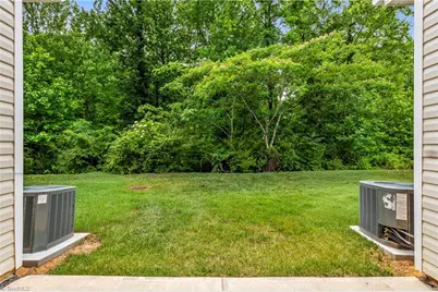 105 Sommerwall Place, Greensboro, NC 27405 - Photo 22