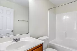 105 Sommerwall Pl, Greensboro, NC 27405 - Photo 16