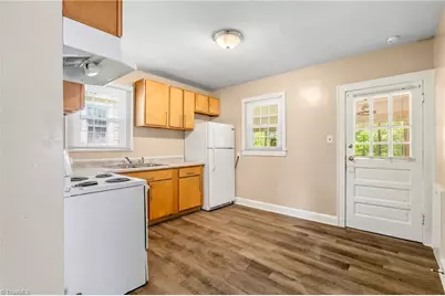437 W 24th Street, Winston-Salem, NC 27105 - Photo 12