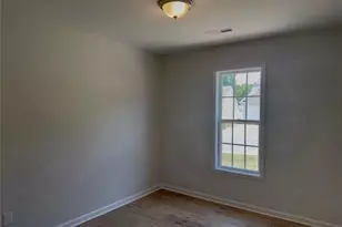 5828 Huckleberry Ct, Winston-Salem, NC 27105 - Photo 12
