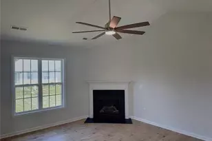 5828 Huckleberry Ct, Winston-Salem, NC 27105 - Photo 4