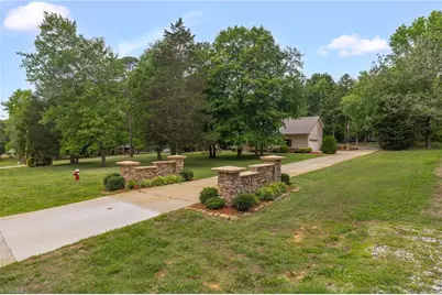 104 Willowbrook Drive, Thomasville, NC 27360 - Photo 6