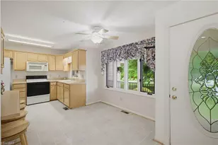 104 Willowbrook Dr, Thomasville, NC 27360 - Photo 16