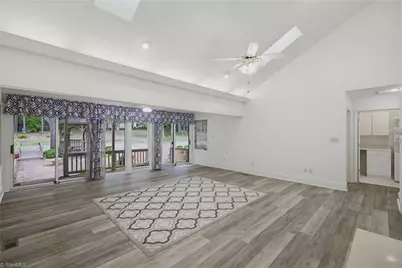 104 Willowbrook Drive, Thomasville, NC 27360 - Photo 8