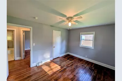 605 Oakhurst Street, Kernersville, NC 27284 - Photo 12
