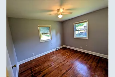 605 Oakhurst Street, Kernersville, NC 27284 - Photo 10