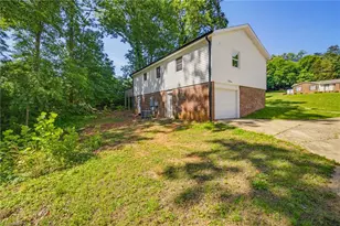 821 Prince Edward Rd, Kernersville, NC 27284 - Photo 30