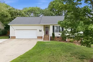 227 Meadow Lark Ln, Thomasville, NC 27360 - Photo 6