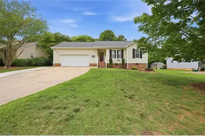 227 Meadow Lark Lane, Thomasville, NC 27360 - Photo 30
