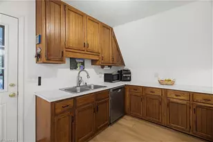 2286 Bethabara Rd, Winston-Salem, NC 27106 - Photo 14