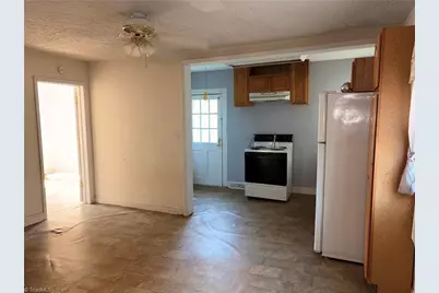 309 Wentworth Street, Reidsville, NC 27320 - Photo 4