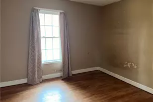 309 Wentworth St, Reidsville, NC 27320 - Photo 6