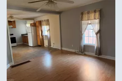 309 Wentworth Street, Reidsville, NC 27320 - Photo 8