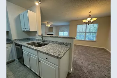 4306 Timberbrooke Drive #2C, Greensboro, NC 27409 - Photo 12