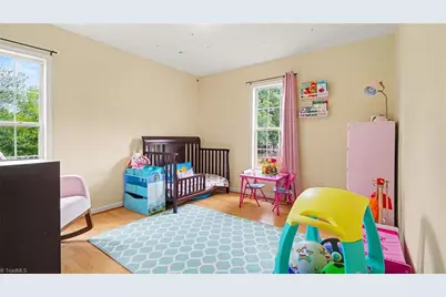 809 Carolina Avenue, Thomasville, NC 27360 - Photo 18