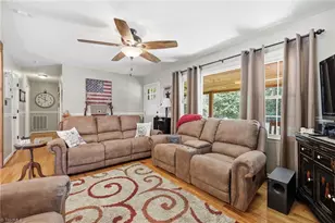 433 Belvue Dr, Mount Airy, NC 27030 - Photo 10