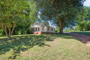 1028 Gladstone Rd, Mocksville, NC 27028 - Photo 1