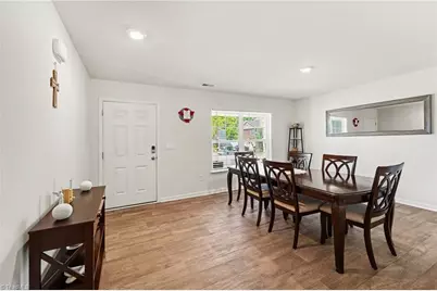 405 Gulliver Court, Greensboro, NC 27405 - Photo 4