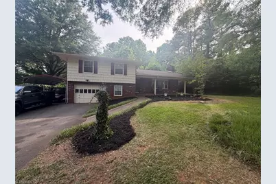 2050 Independence Road, Winston-Salem, NC 27106 - Photo 2