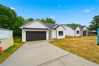 403 W Willis Avenue, High Point, NC 27260 - Photo 2