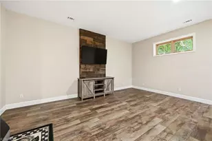 7718 Pearman Quarry Rd, Kernersville, NC 27284 - Photo 32