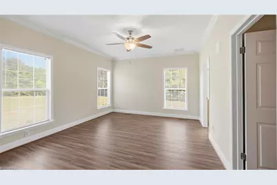 2070 Grooms Road, Reidsville, NC 27320 - Photo 12