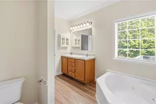 2070 Grooms Rd, Reidsville, NC 27320 - Photo 18