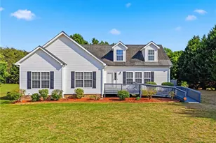 2070 Grooms Rd, Reidsville, NC 27320 - Photo 2