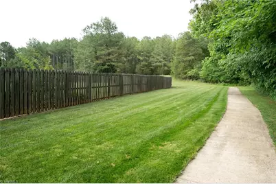 6407 Calvary Way, Thomasville, NC 27360 - Photo 12