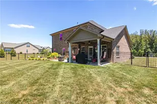 5009 Labella Ct, Kernersville, NC 27284 - Photo 36