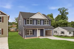1003 Moody St, Greensboro, NC 27401 - Photo 2