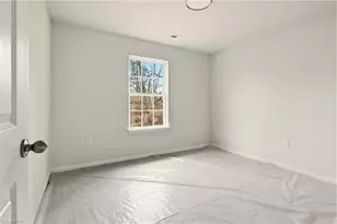 1003 Moody St, Greensboro, NC 27401 - Photo 12