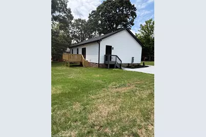 121 Smith Avenue, Lexington, NC 27292 - Photo 2