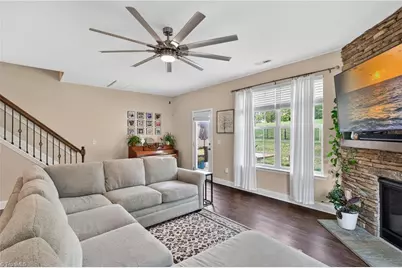 906 Maxine Street, Kernersville, NC 27284 - Photo 14