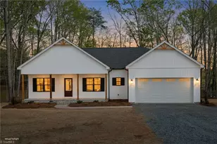 140 Bud Rd, Reidsville, NC 27320 - Photo 2