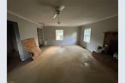 533 Thornton Road, Mayodan, NC 27027 - Photo 4